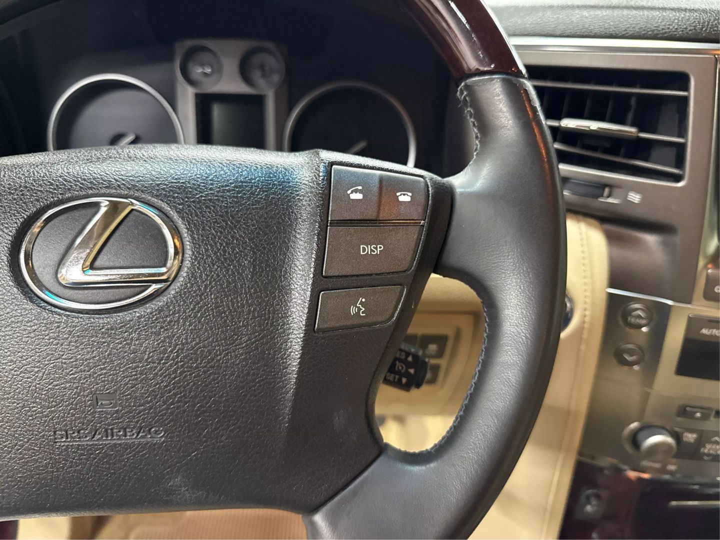 2009 Lexus Lx - Image 26