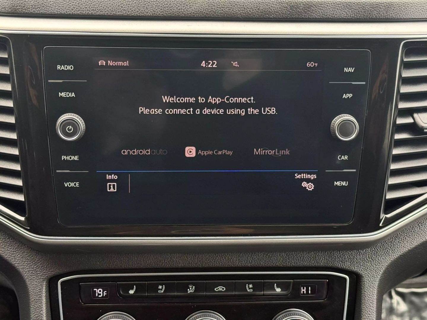 2019 Volkswagen Atlas - Image 43