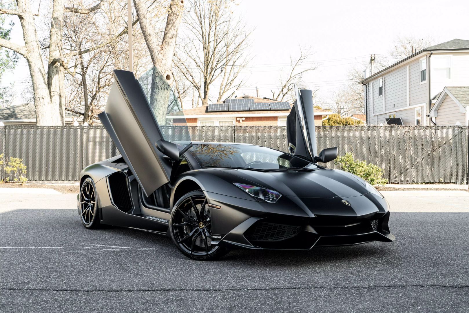 2014 Lamborghini Aventador - Image 8