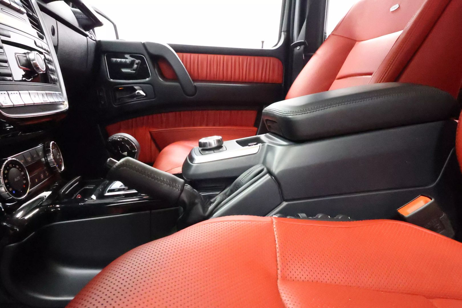 2016 Mercedes-benz G-class - Image 18