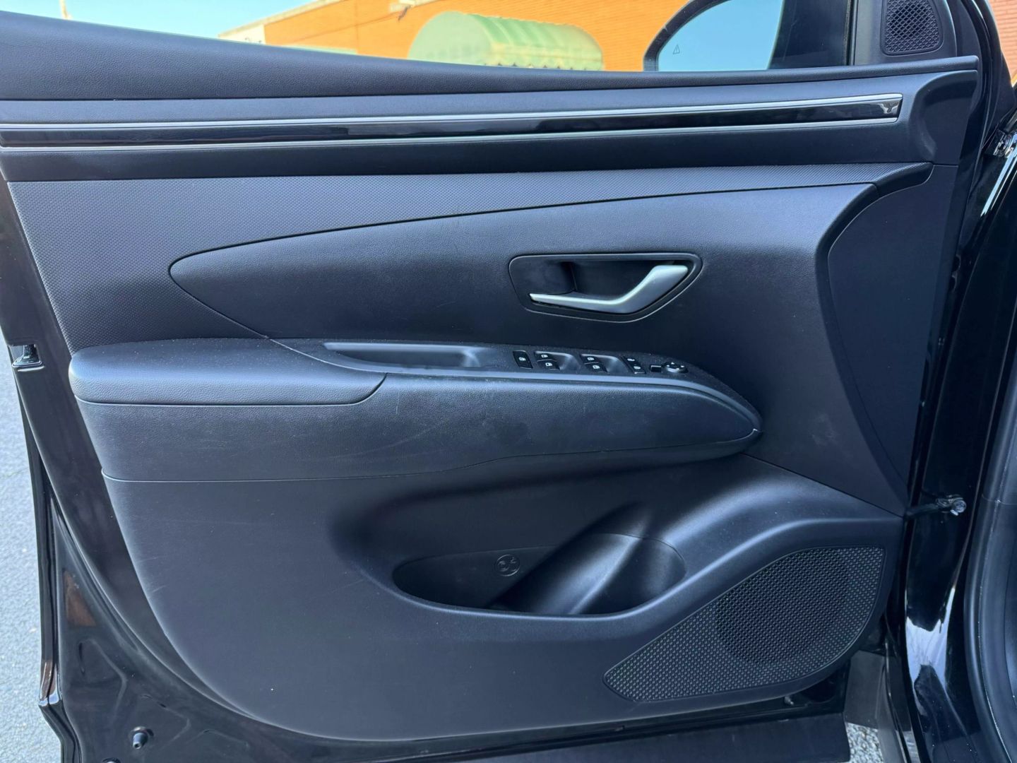 2023 Hyundai Tucson Hybrid - Image 12