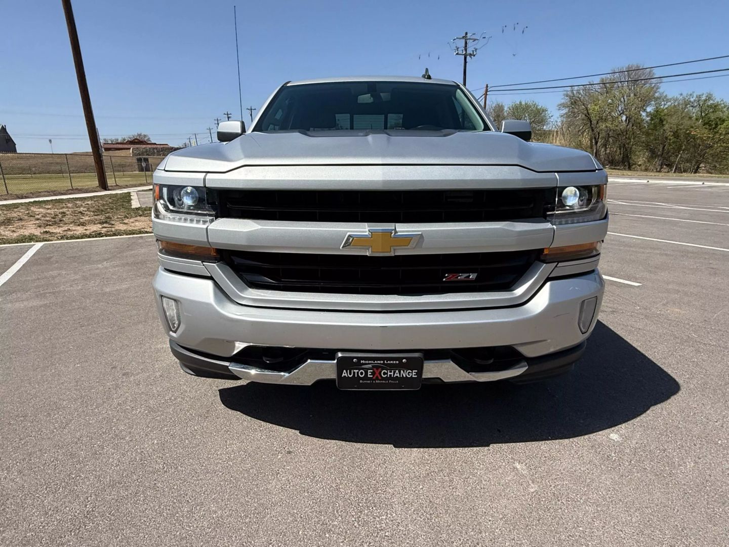 2018 Chevrolet Silverado 1500 Crew Cab - Image 3
