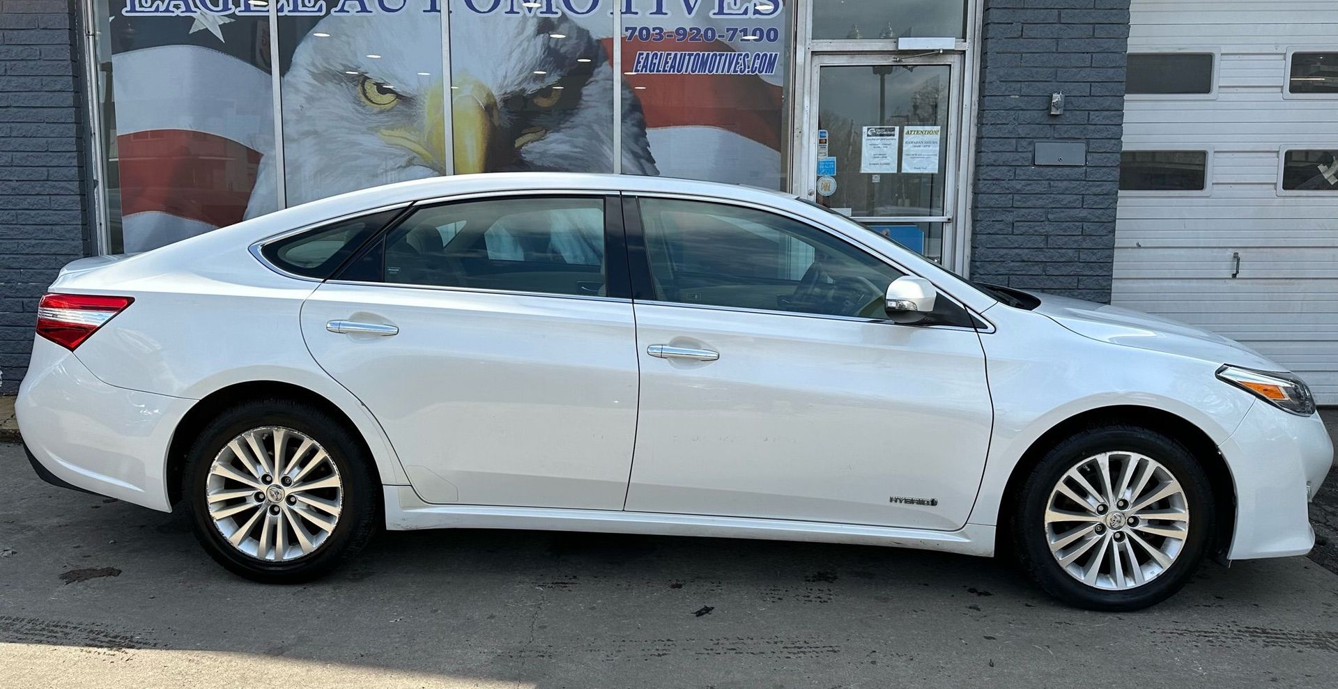 Used 2015 Toyota Avalon XLE Touring Hybrid with VIN 4T1BD1EB0FU044011 for sale in Arlington, VA