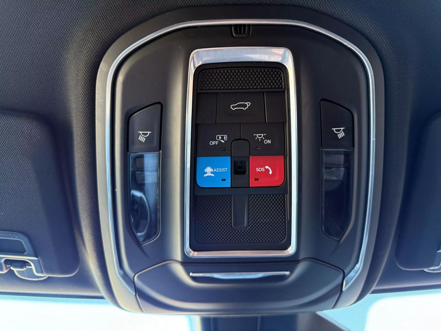 2023 Jeep Grand Cherokee L - Image 33