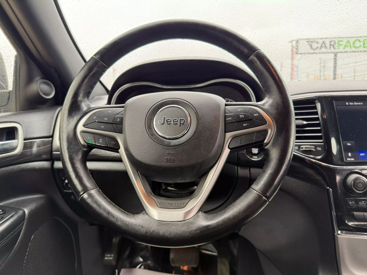 2021 Jeep Grand Cherokee - Image 30