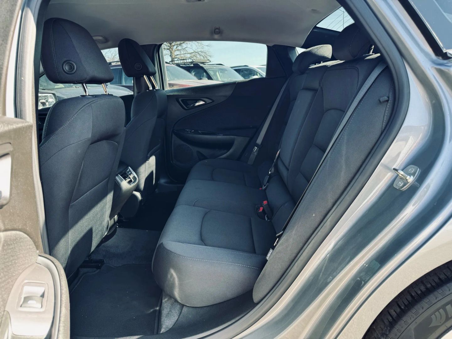 2024 Chevrolet Malibu - Image 18