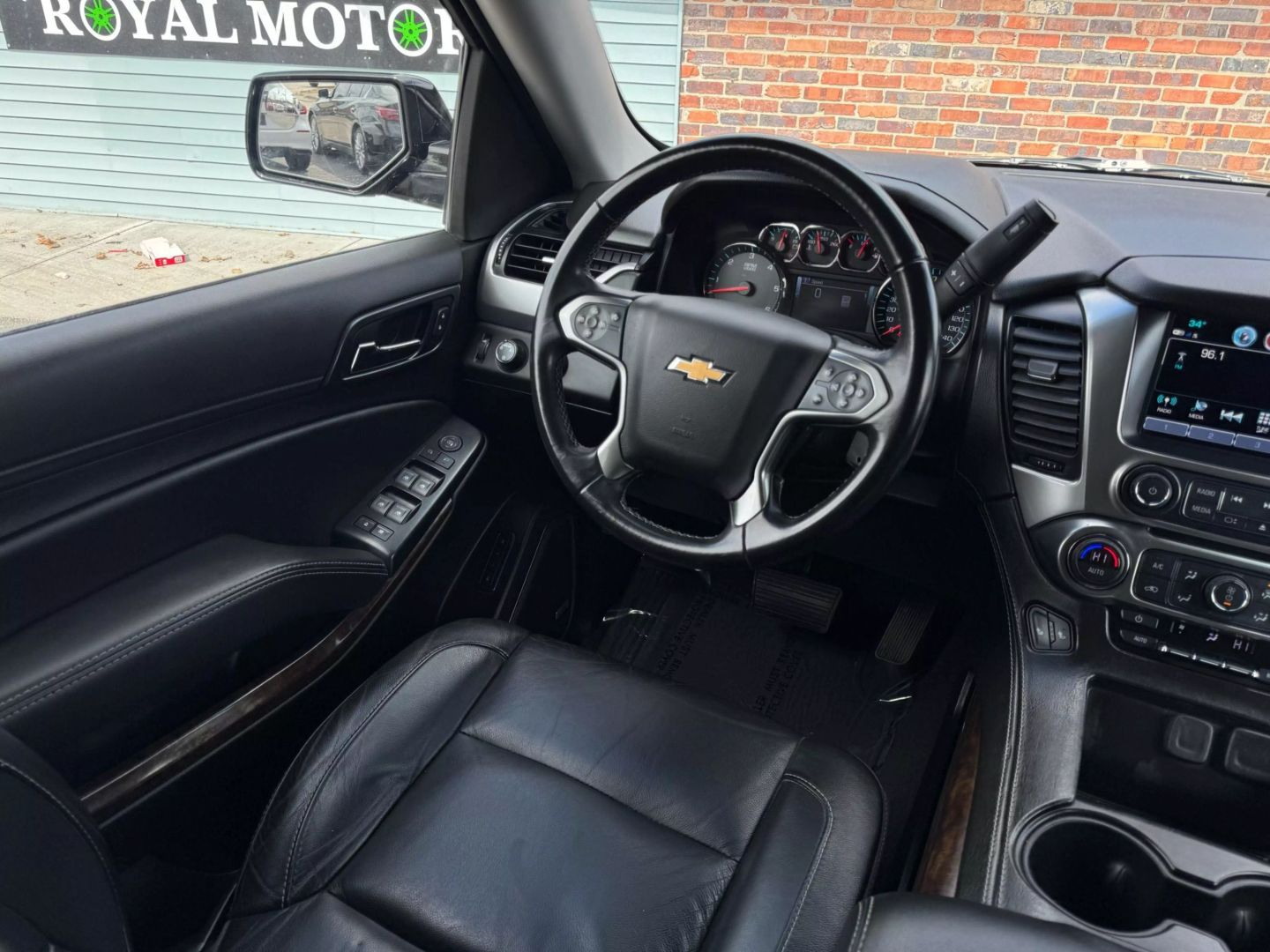 2019 Chevrolet Tahoe - Image 13