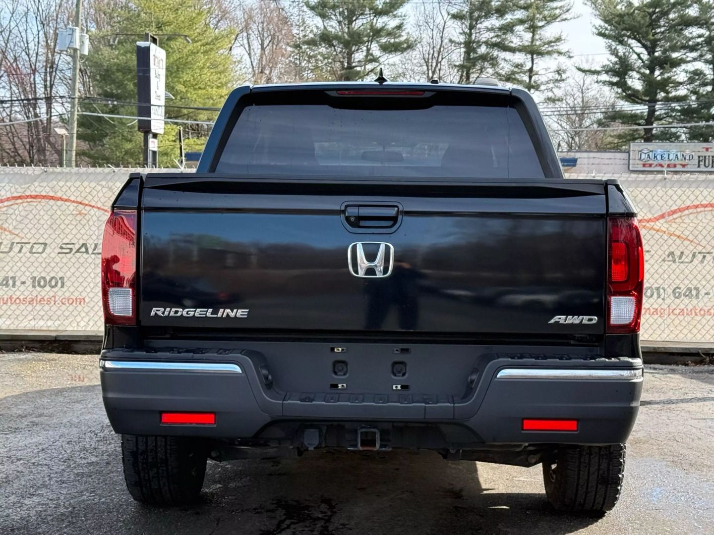 2019 Honda Ridgeline - Image 10