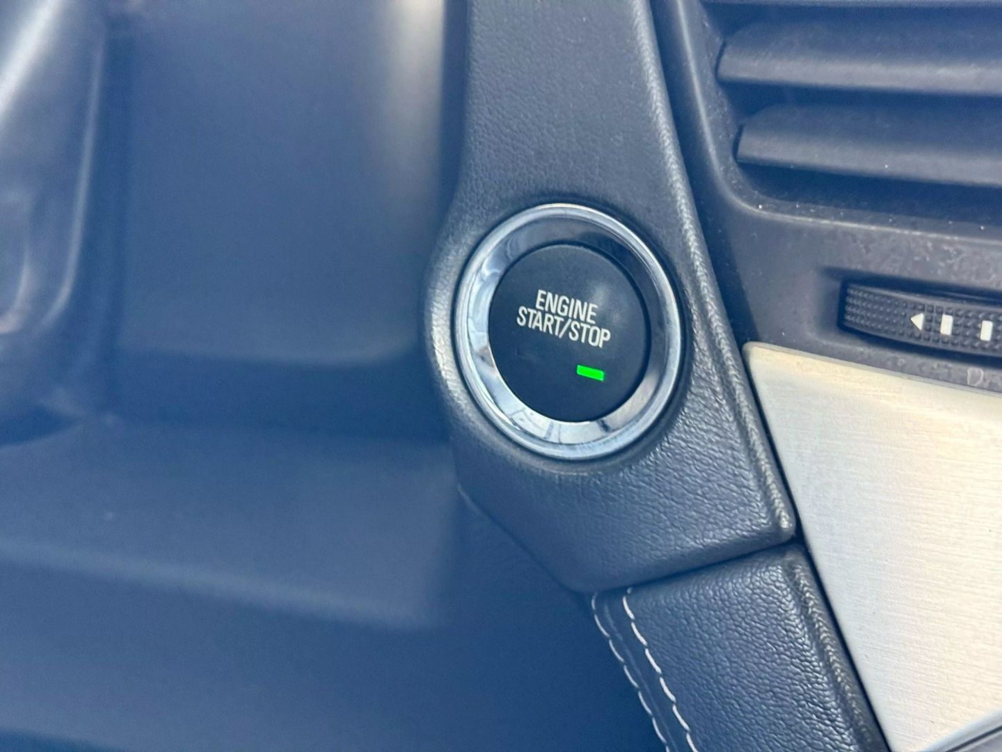 2018 Gmc Yukon - Image 33