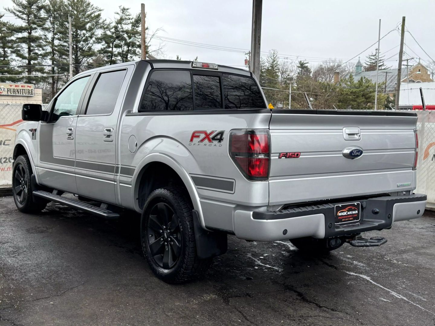 2013 Ford F150 Supercrew Cab - Image 11