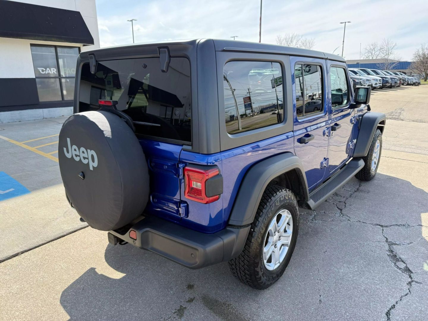 2018 Jeep Wrangler Unlimited - Image 13