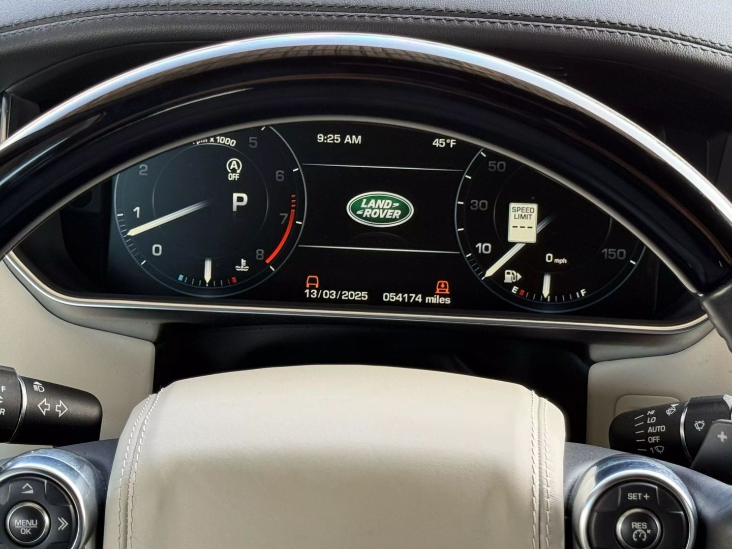 2016 Land Rover Range Rover - Image 42