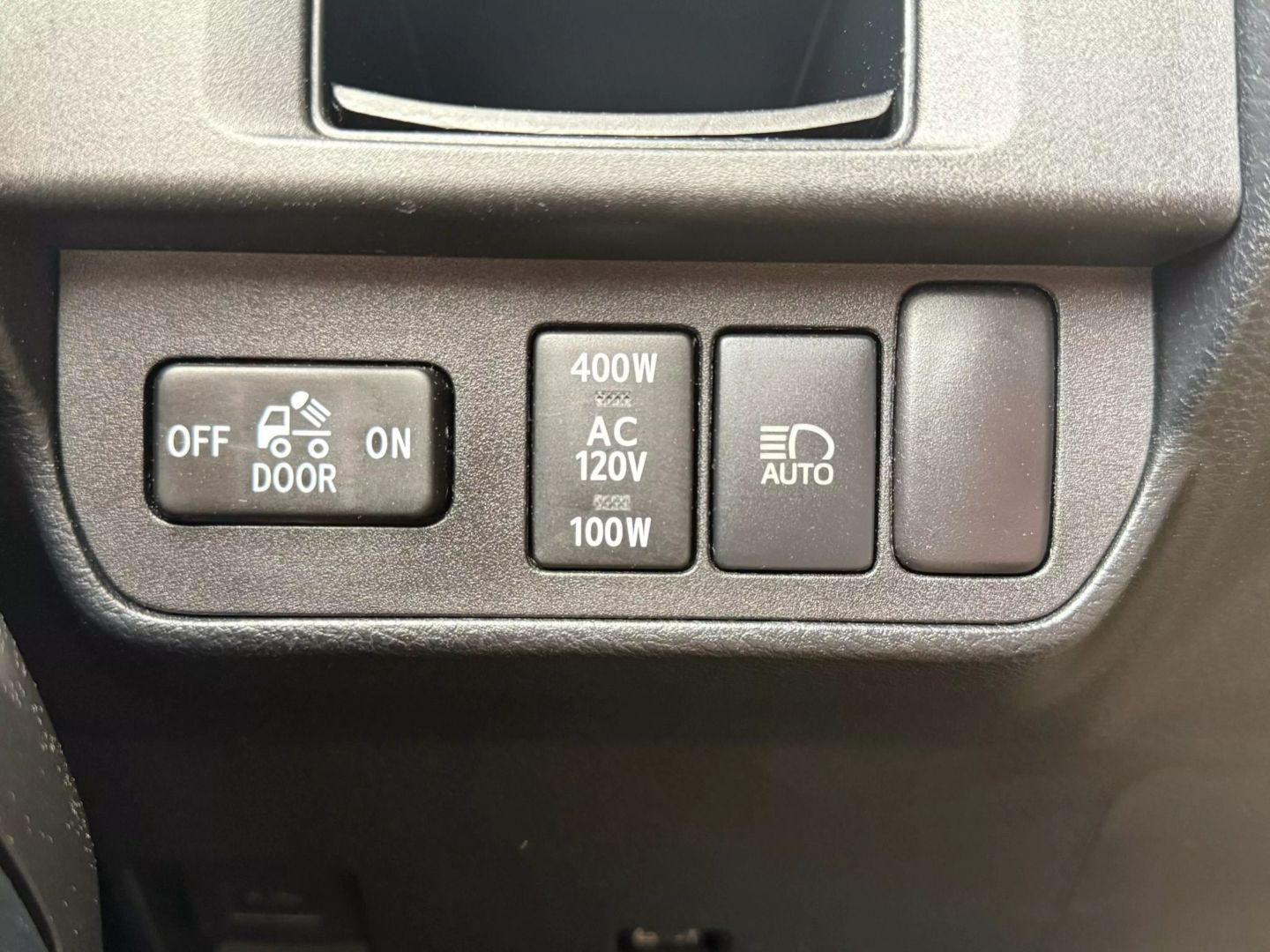 2019 Toyota Tacoma Double Cab - Image 31