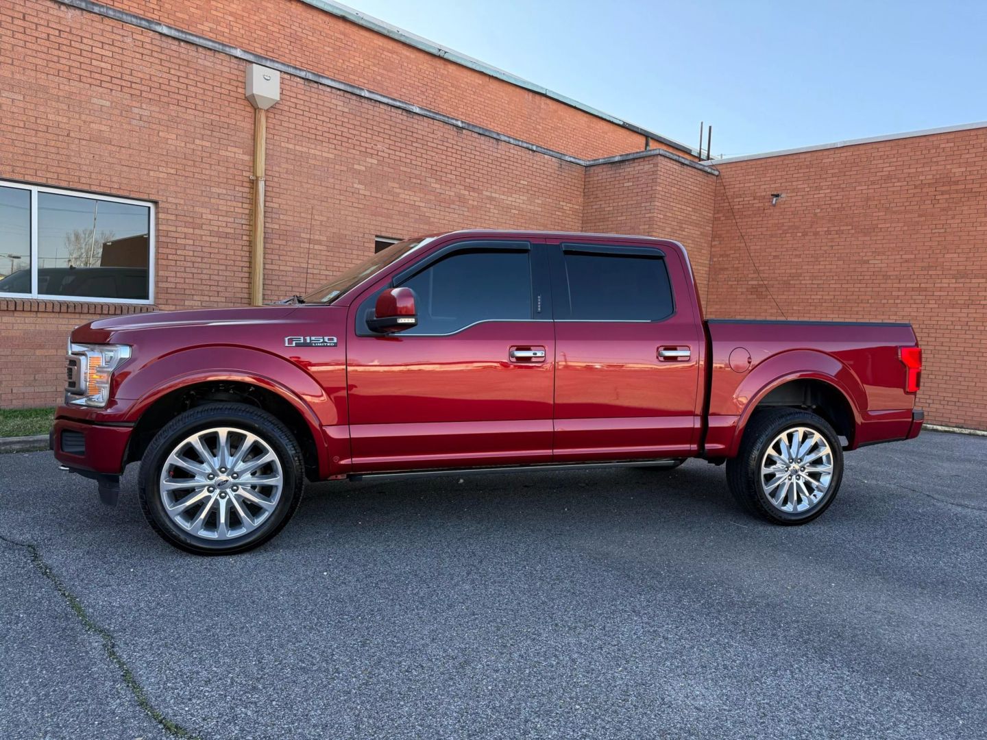 2018 Ford F150 Supercrew Cab - Image 4
