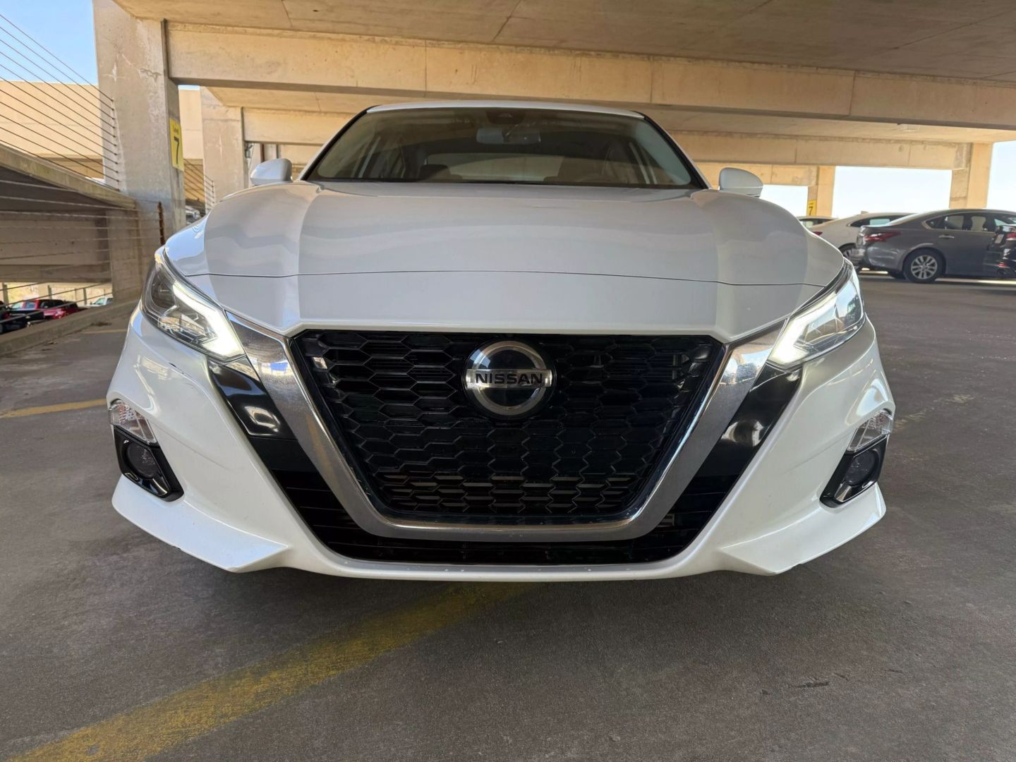 2019 Nissan Altima - Image 9