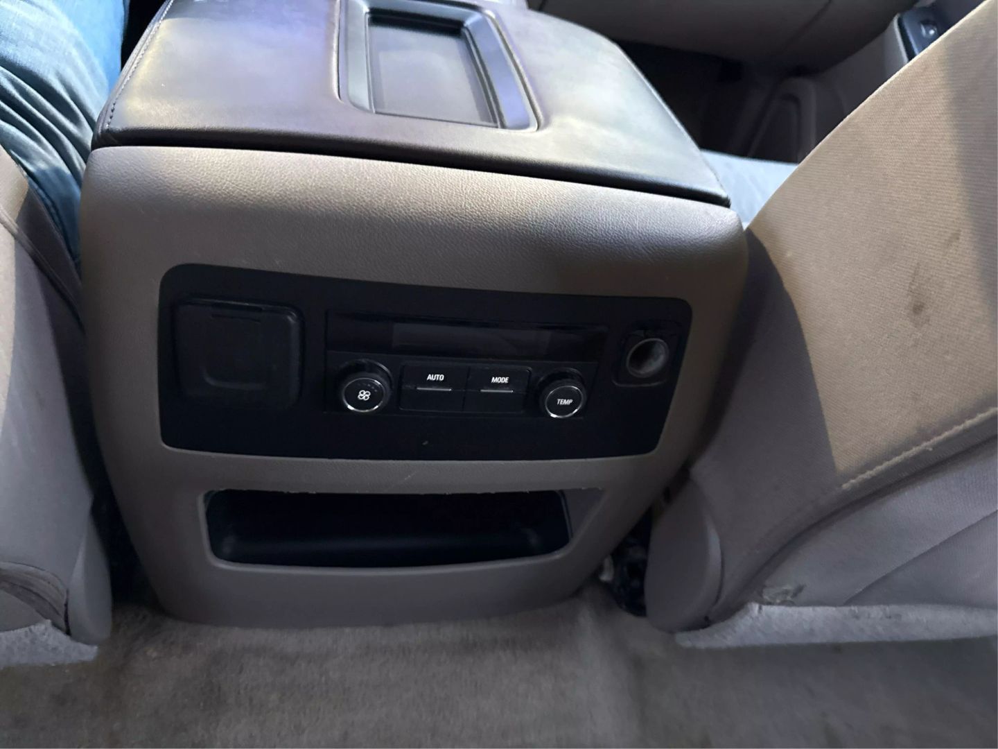 2016 Chevrolet Tahoe - Image 26