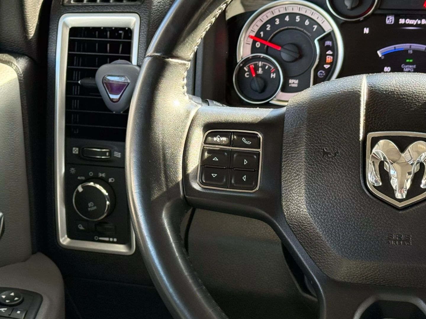 2017 Ram 1500 Crew Cab - Image 34