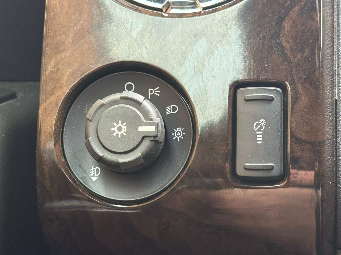 2015 Ford F250 Super Duty Crew Cab - Image 40