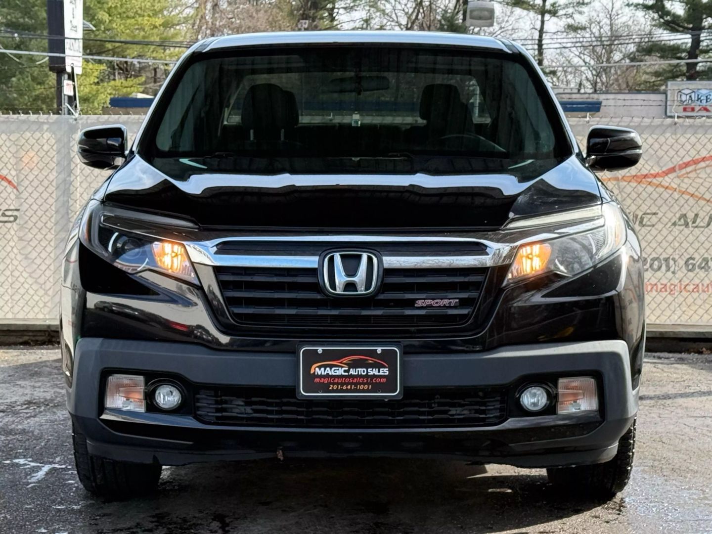 2019 Honda Ridgeline - Image 5