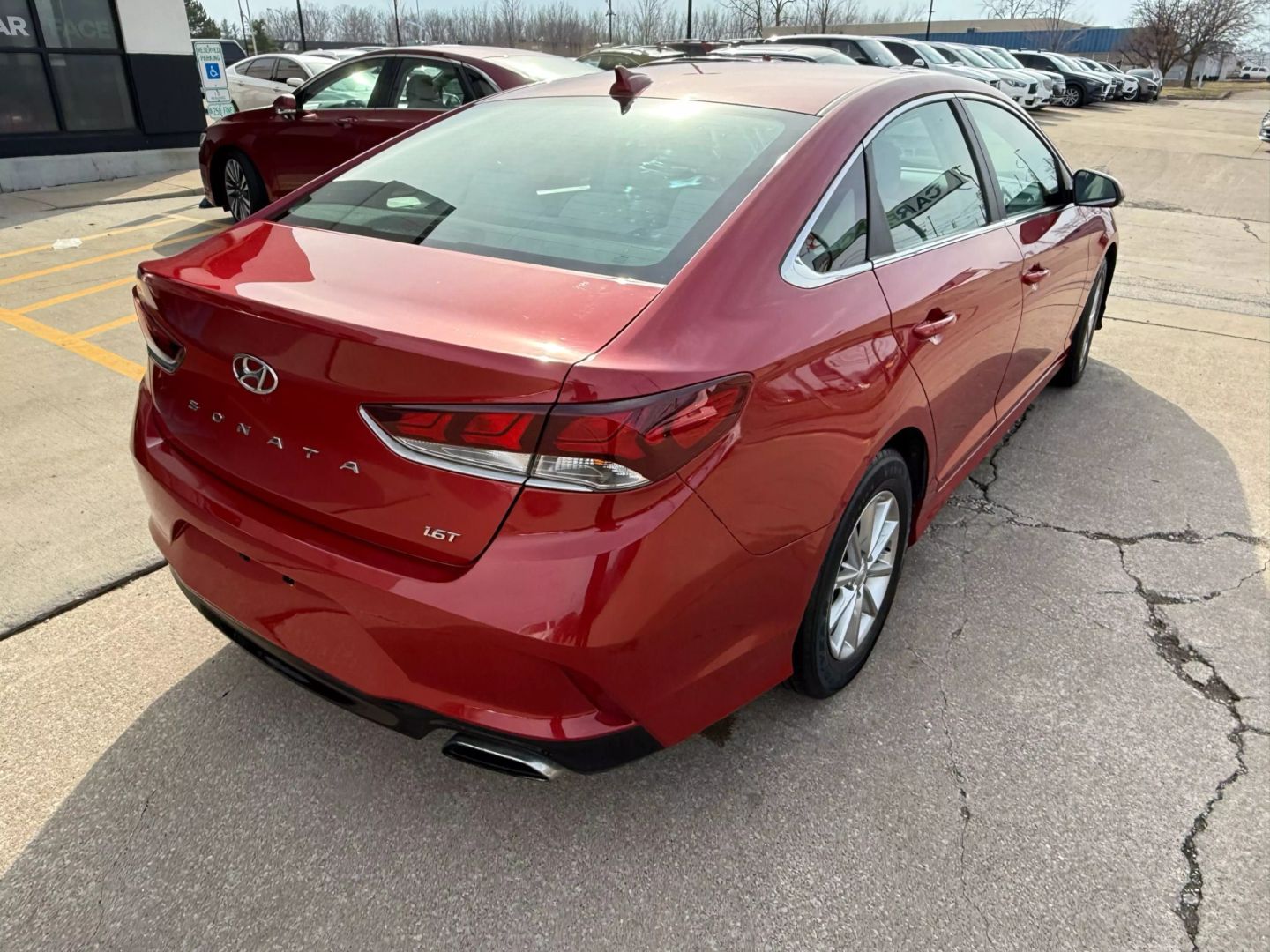 2018 Hyundai Sonata - Image 9