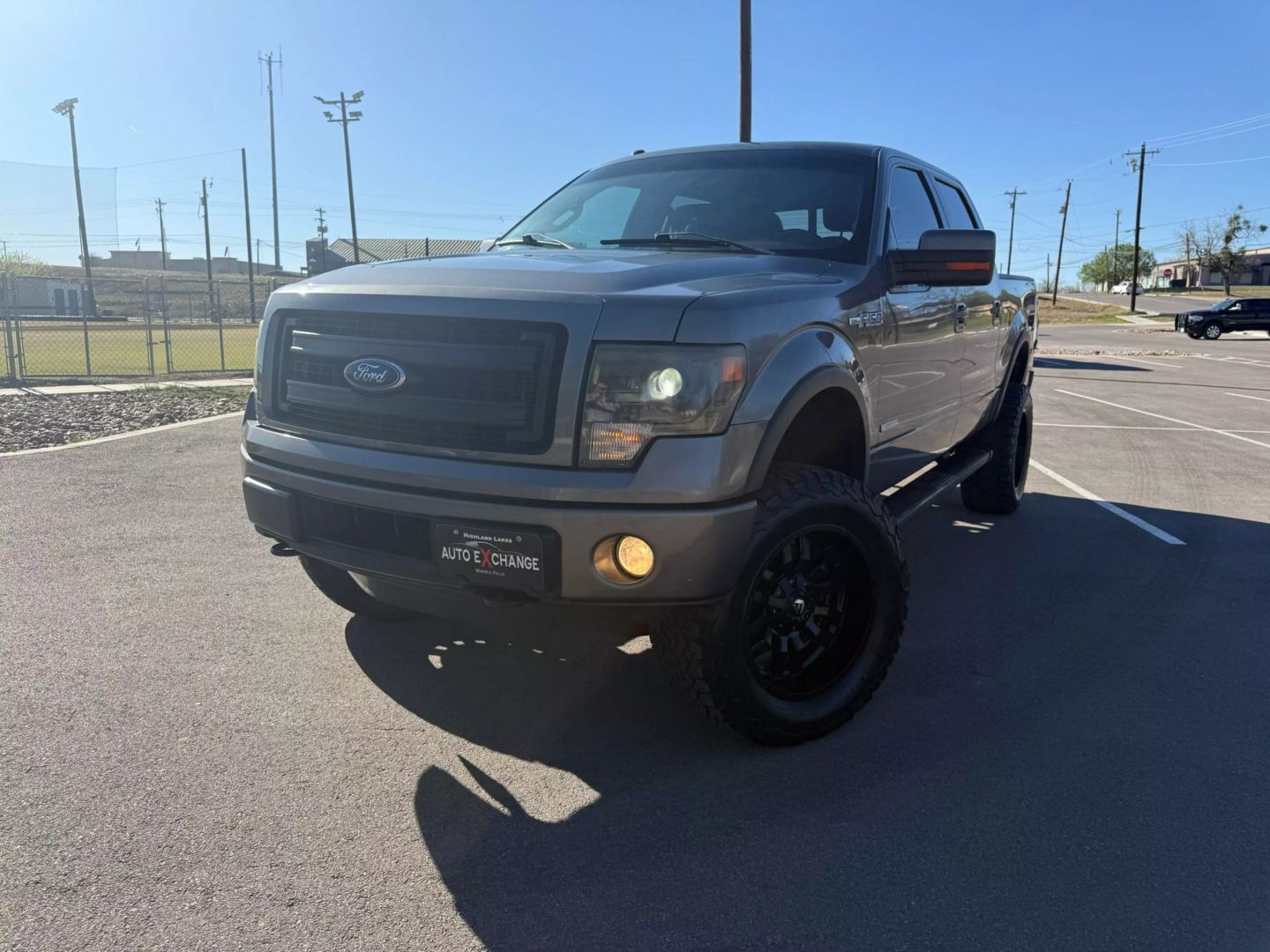 2014 Ford F150 Supercrew Cab - Image 1