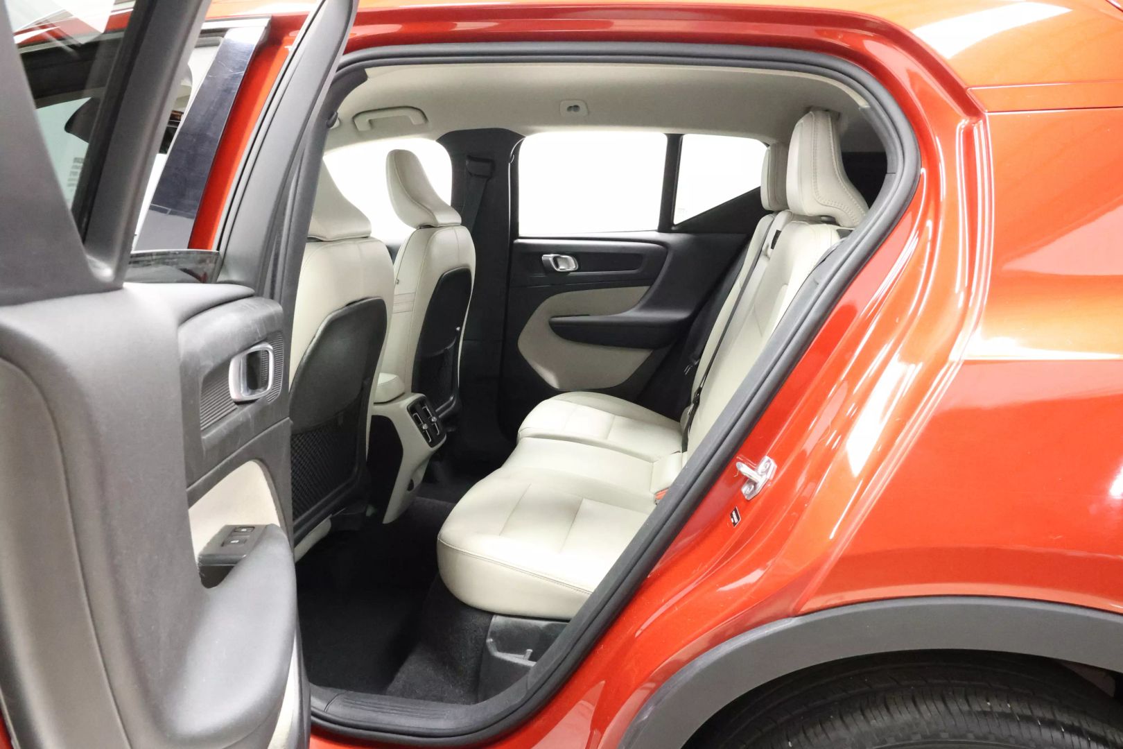 2019 Volvo Xc40 - Image 47