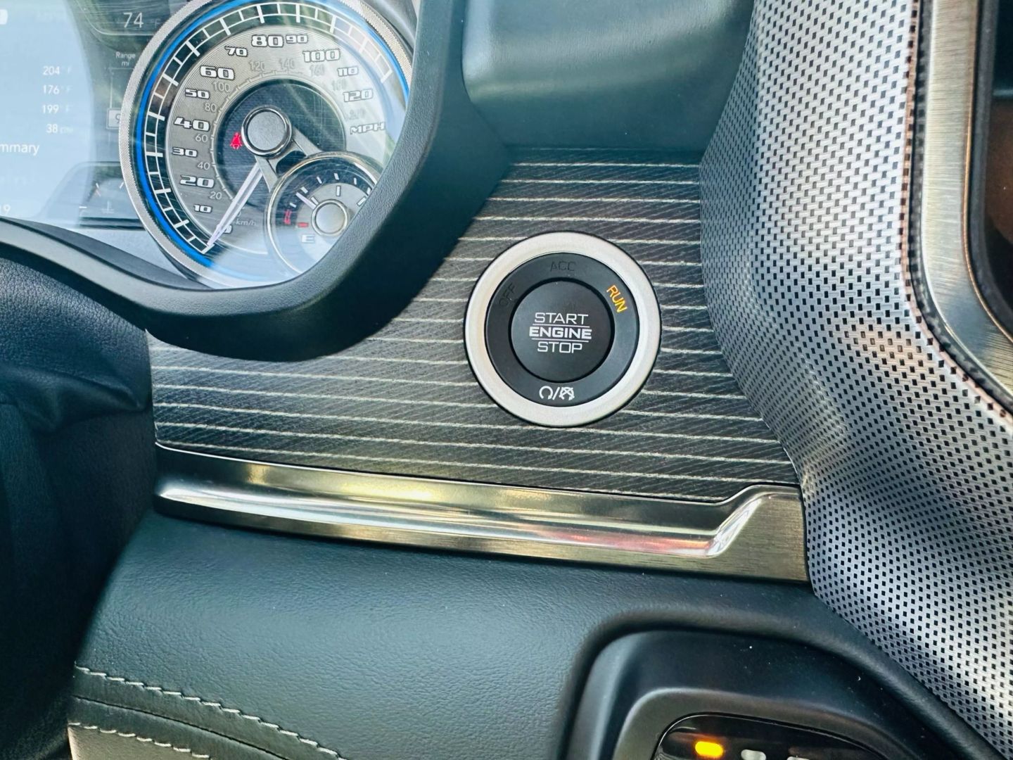 2020 Ram 1500 Crew Cab - Image 25