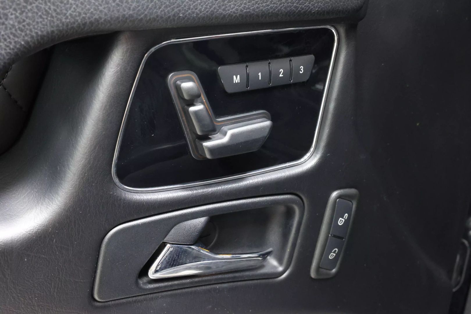 2016 Mercedes-benz G-class - Image 11