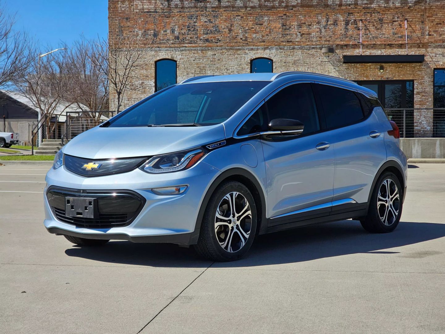 Used 2017 Chevrolet Bolt EV Premier with VIN 1G1FX6S00H4167333 for sale in Denton, TX
