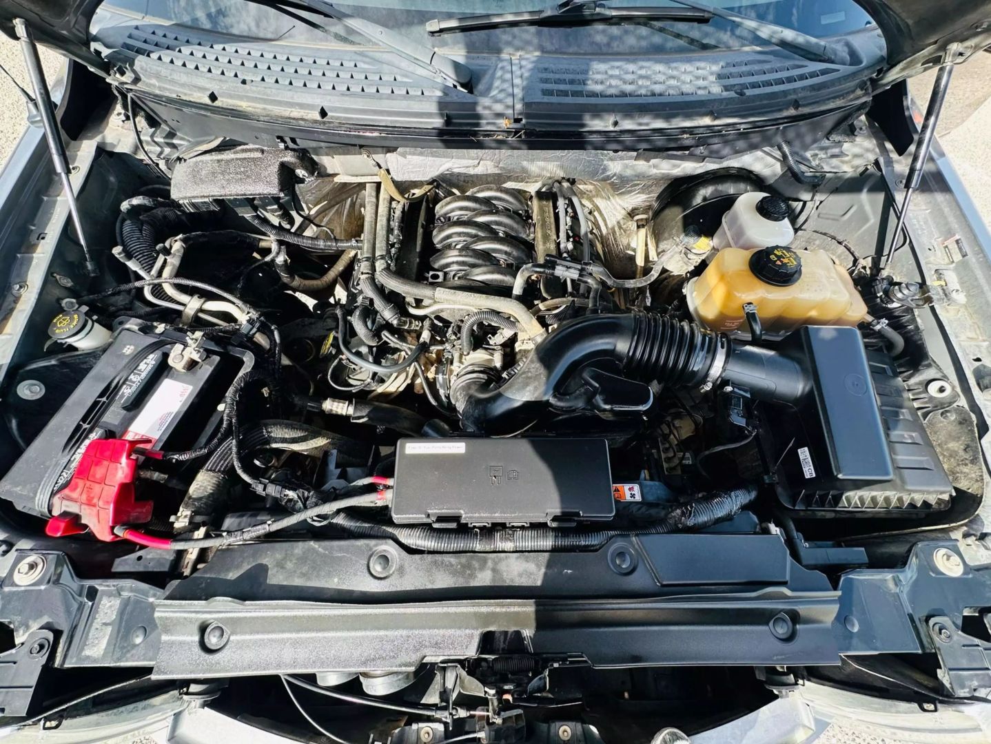 2012 Ford F150 Supercrew Cab - Image 25
