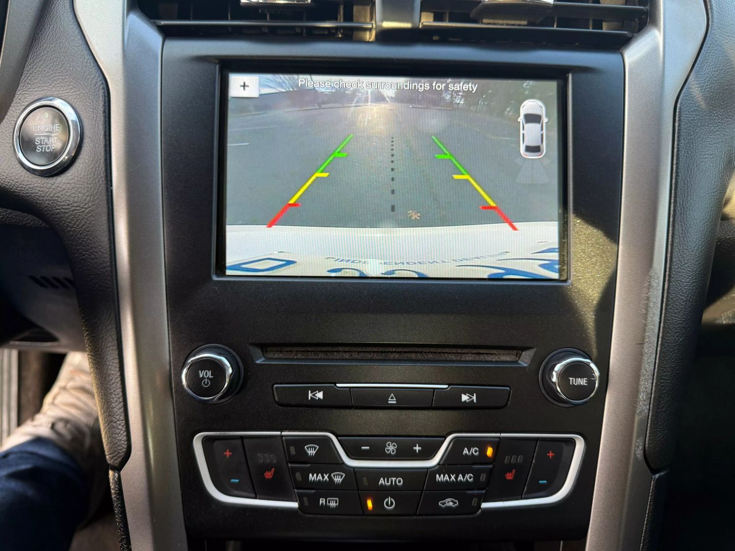 2017 Ford Fusion - Image 18