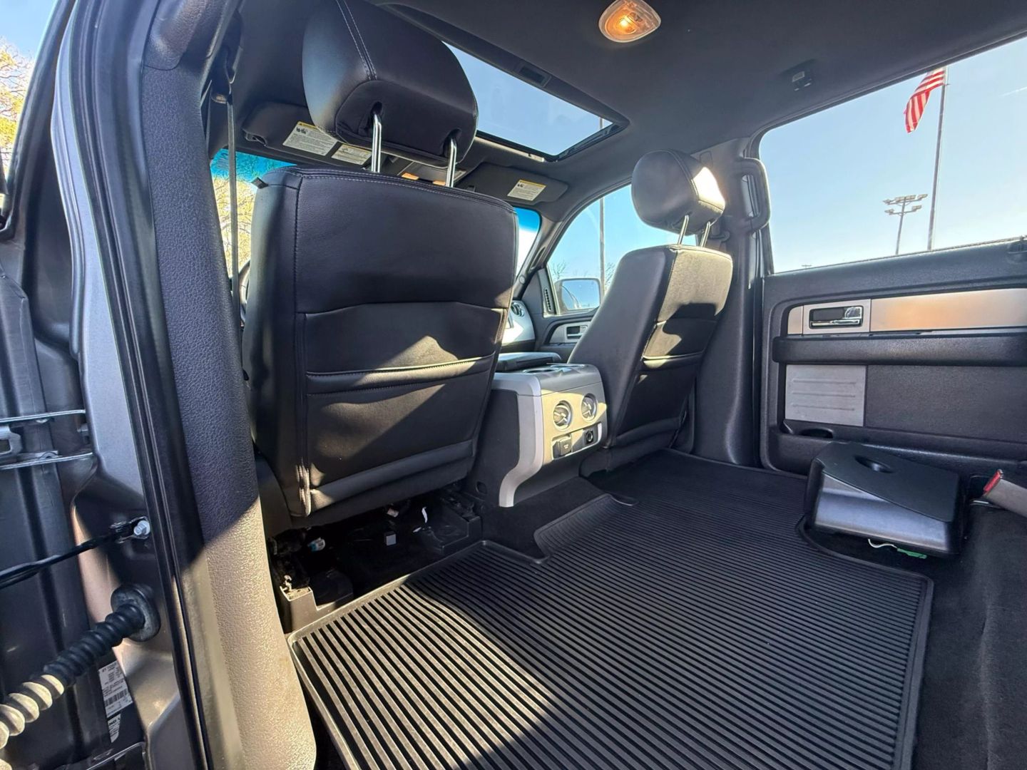 2014 Ford F150 Supercrew Cab - Image 10