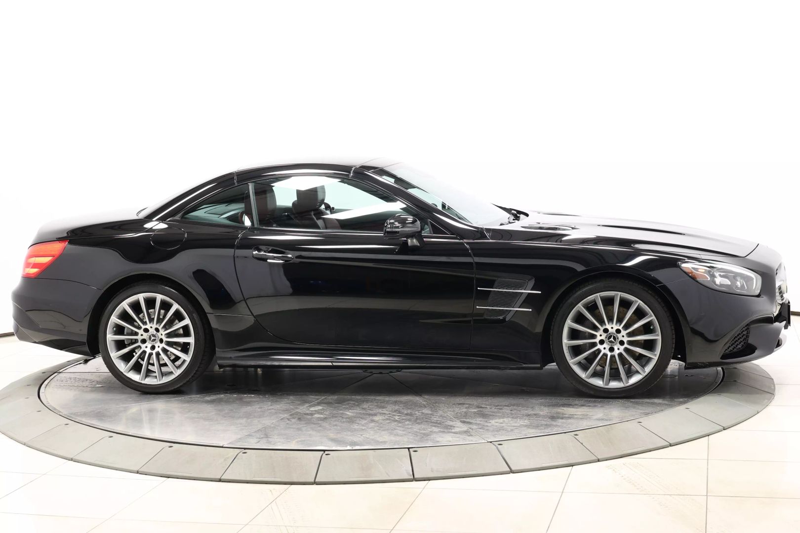 2017 Mercedes-benz Sl - Image 94