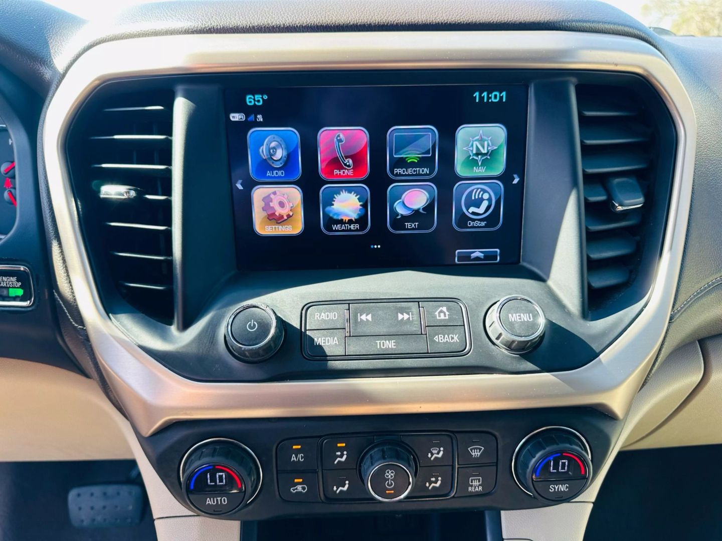 2017 Gmc Acadia - Image 21