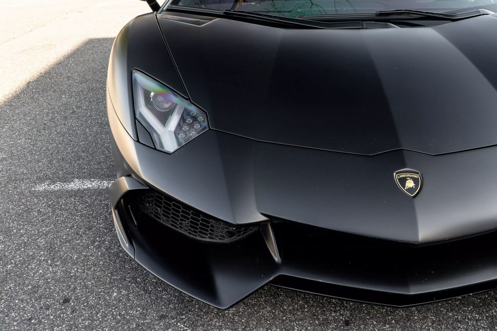 2014 Lamborghini Aventador - Image 11