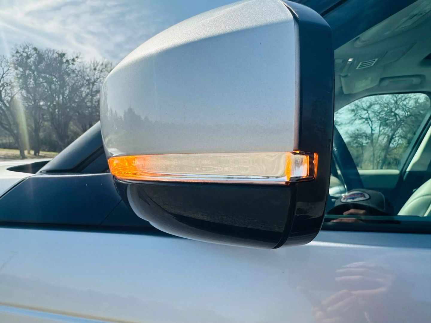 2020 Land Rover Discovery - Image 14