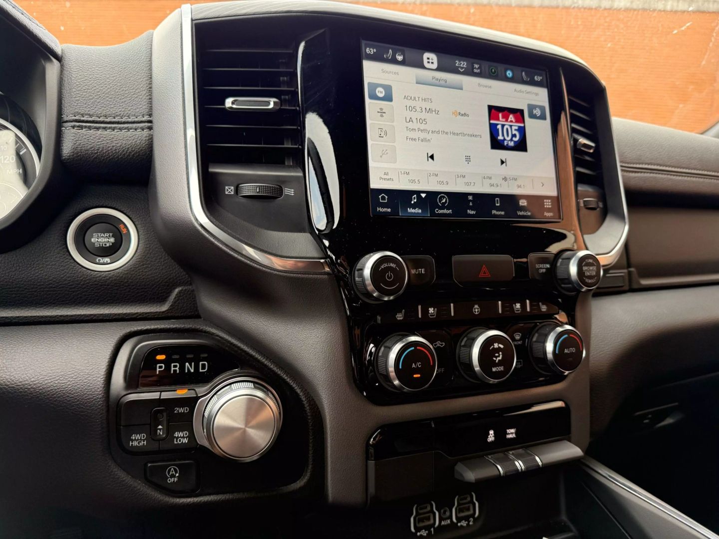 2024 Ram 1500 Crew Cab - Image 29