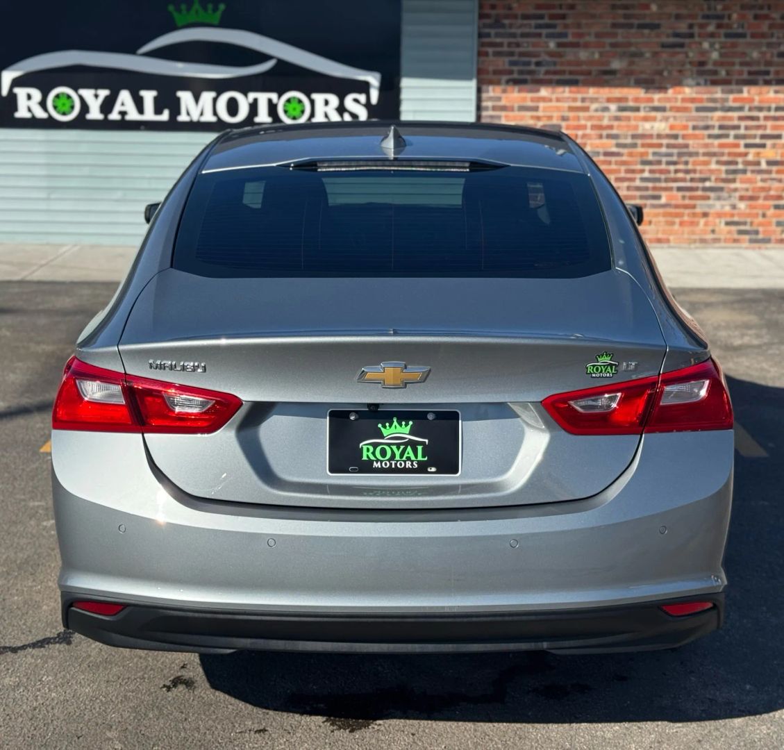 2024 Chevrolet Malibu - Image 10