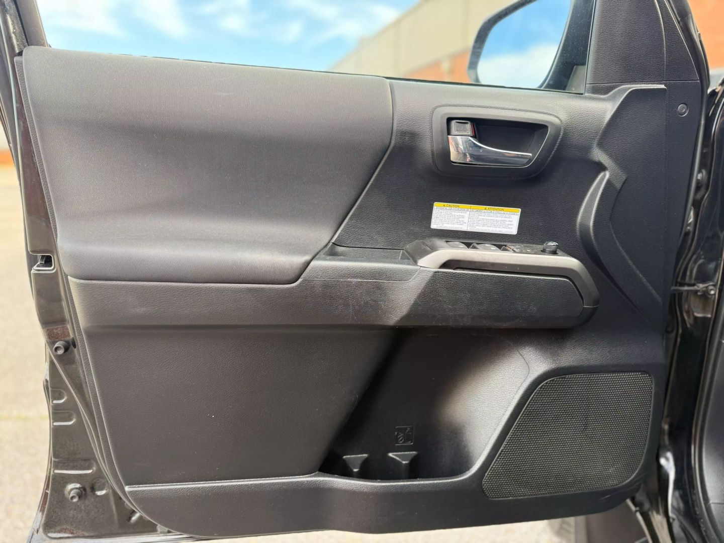 2019 Toyota Tacoma Double Cab - Image 12
