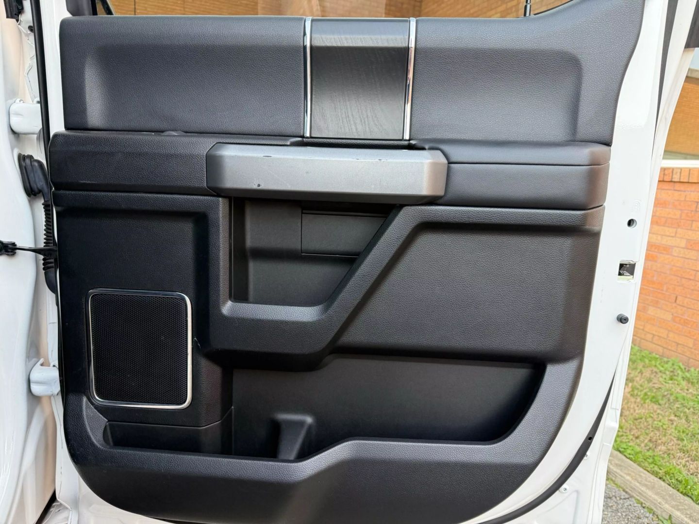 2018 Ford F450 Super Duty Crew Cab - Image 20