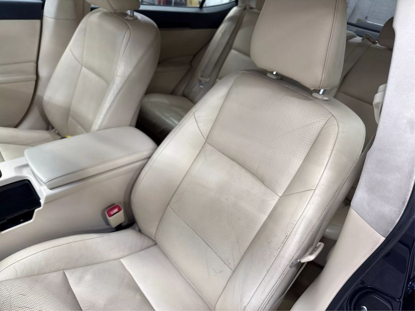2014 Lexus Es - Image 26