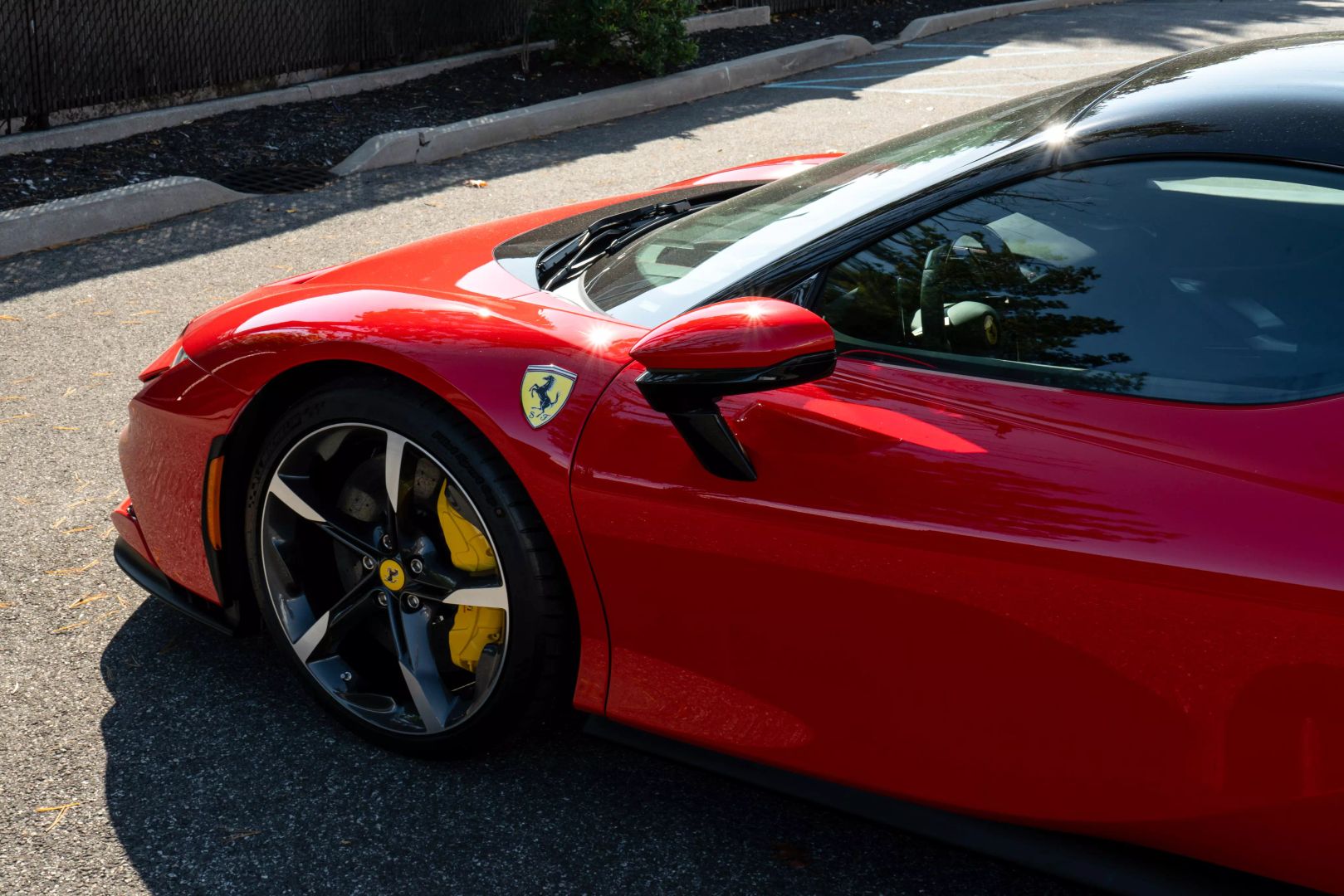 2024 Ferrari Sf90 Spider - Image 15