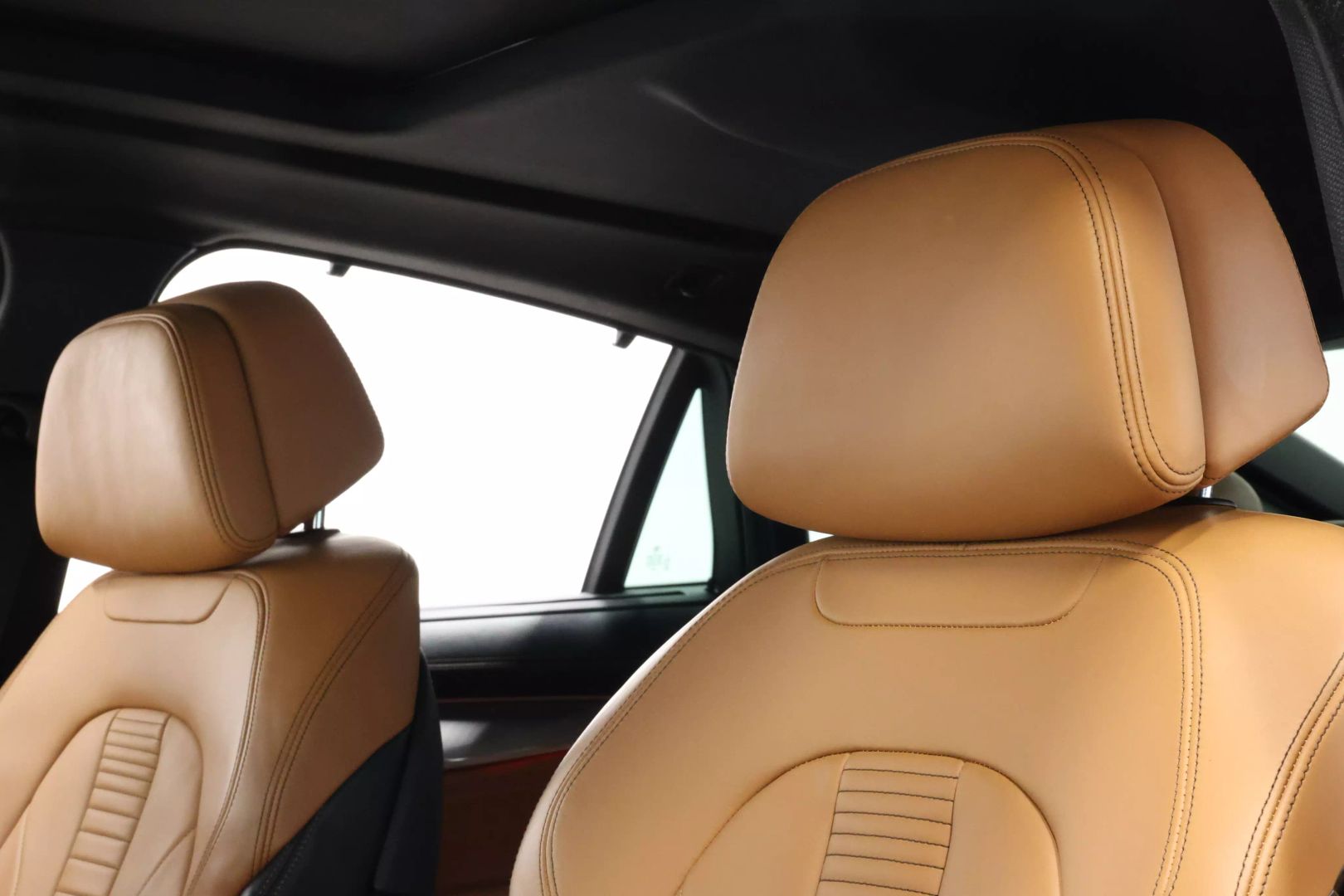 2015 Bmw X6 - Image 18