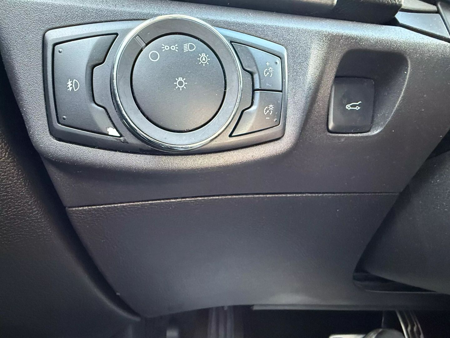 2015 Ford Fusion - Image 47