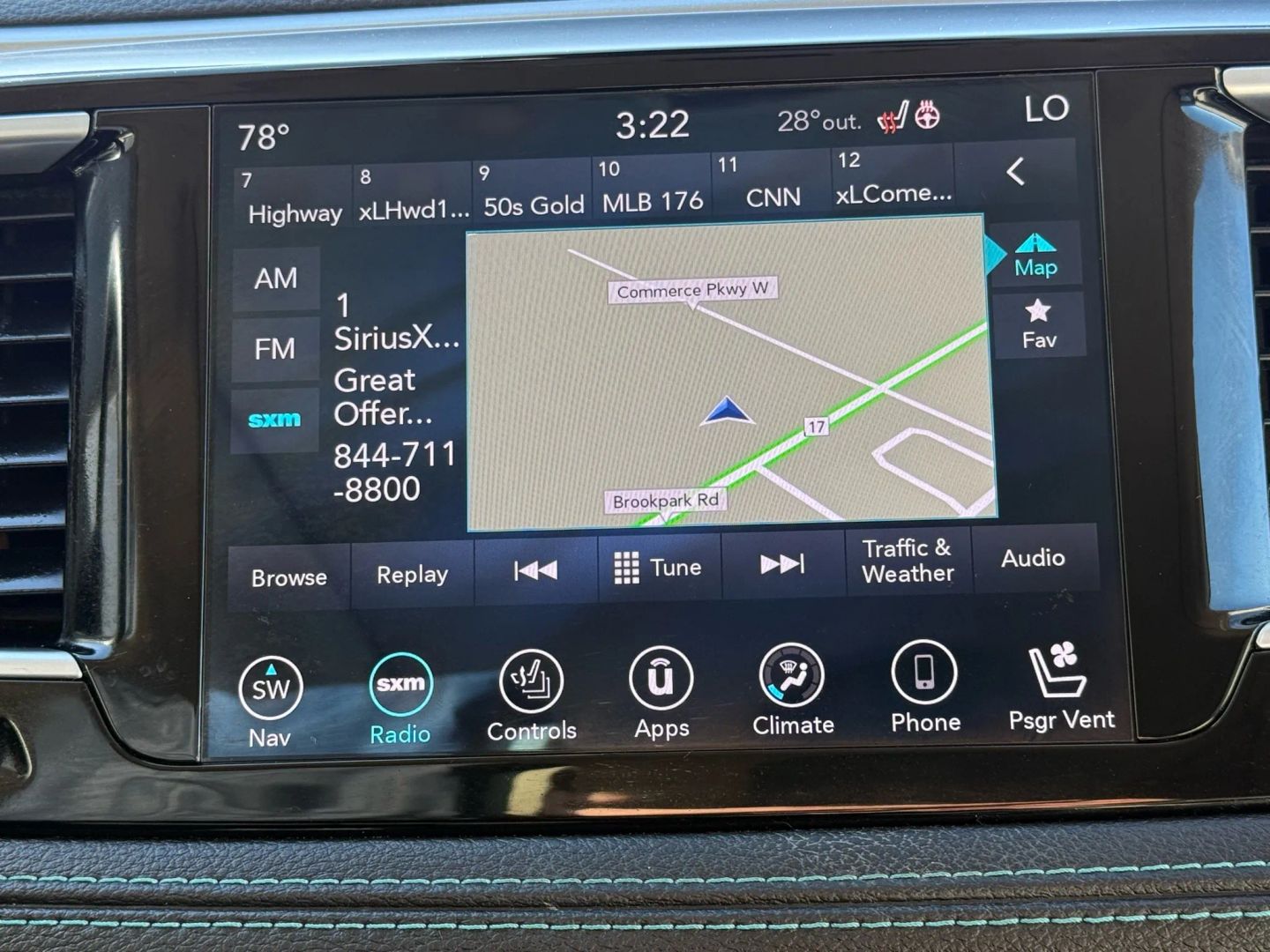 2018 Chrysler Pacifica Hybrid - Image 43