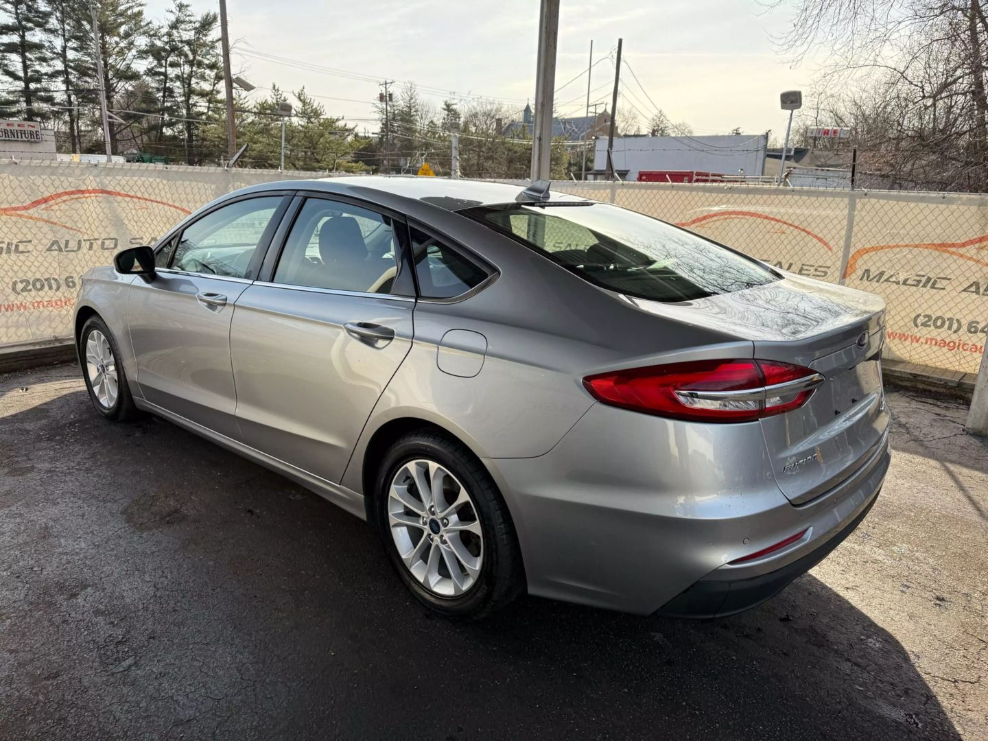 2020 Ford Fusion - Image 13