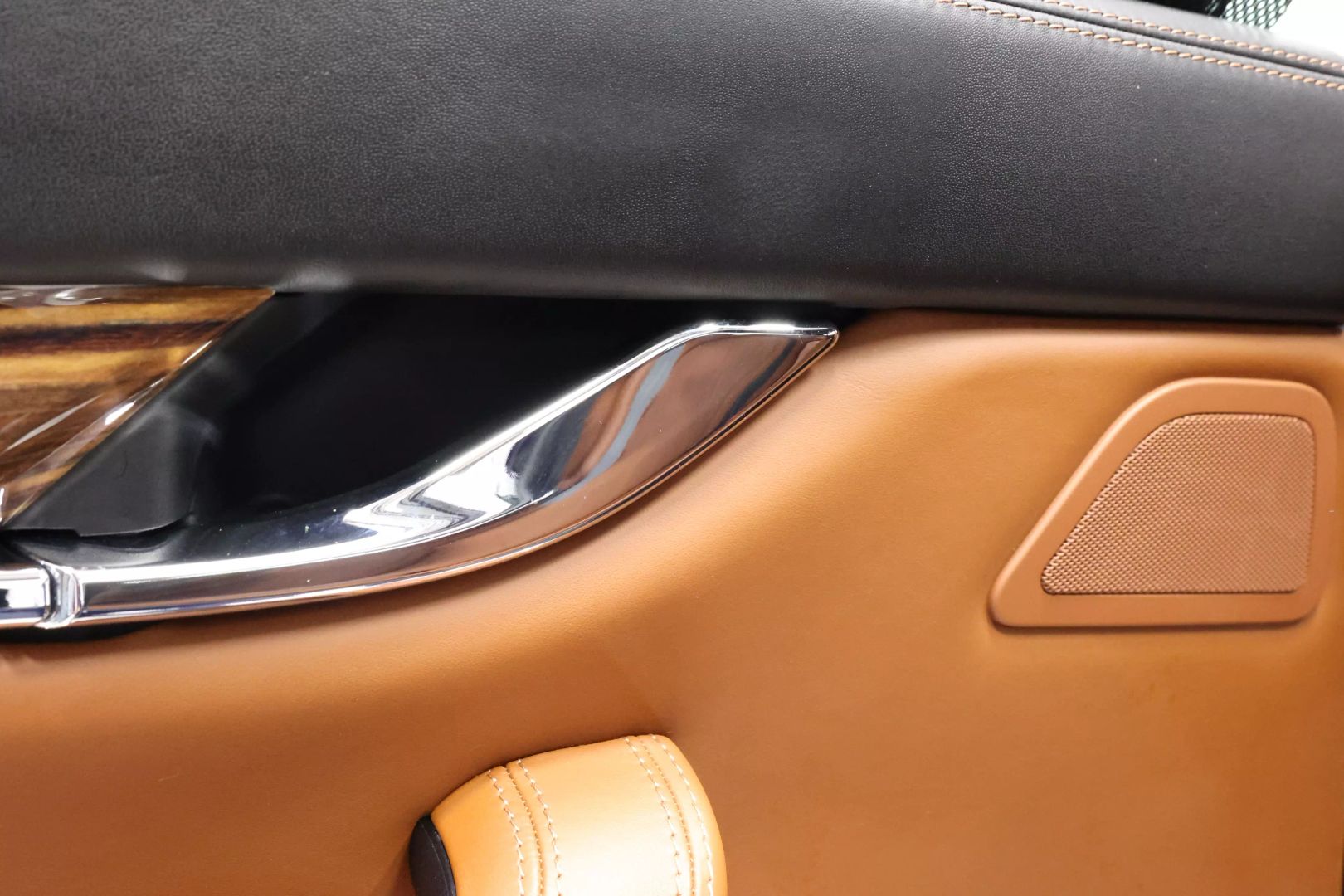 2018 Maserati Quattroporte - Image 48