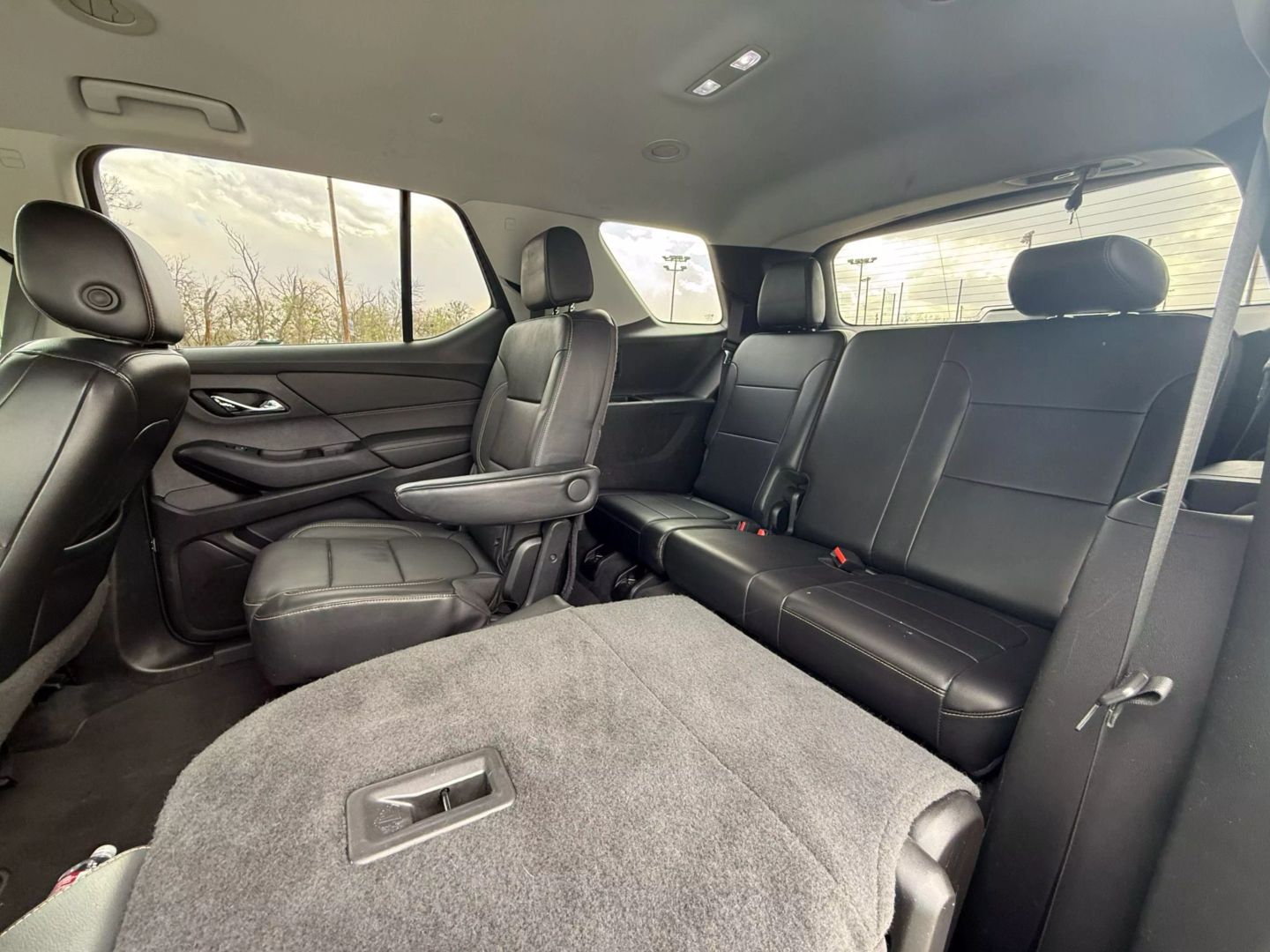 2019 Chevrolet Traverse - Image 13