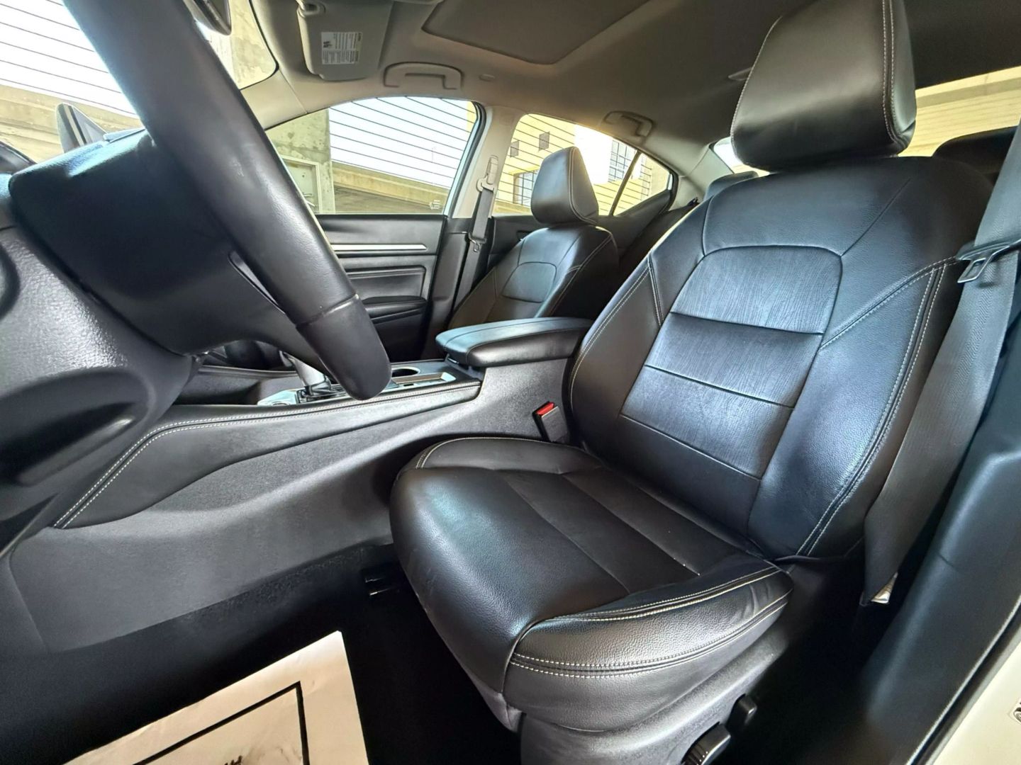 2019 Nissan Altima - Image 2