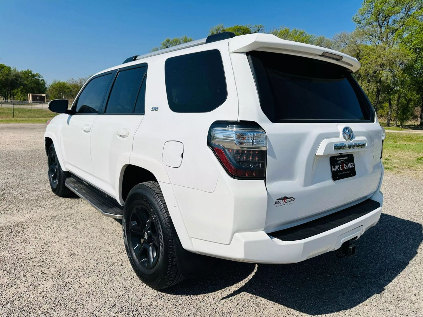2019 Toyota 4runner - Image 8